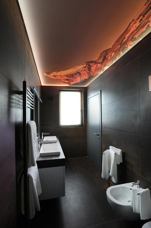 Chalet Blanc Cervinia Bed & Breakfast Breuil-Cervinia Exterior photo
